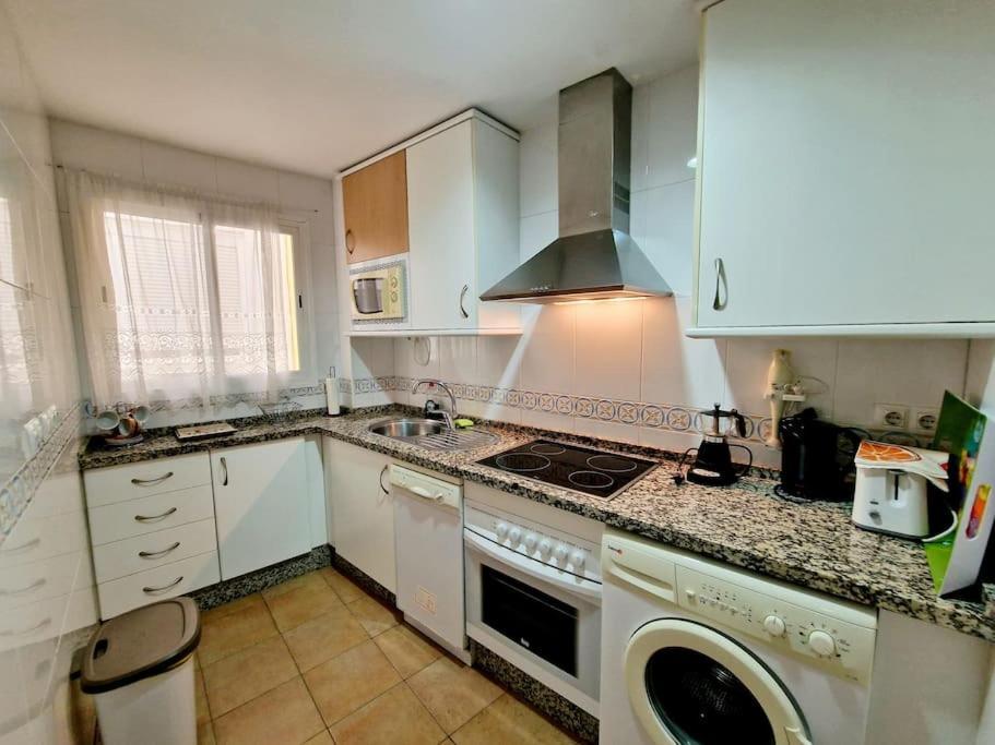 Alcantara Tower 2 Bedrooms Фуэнхирола Экстерьер фото